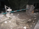 Pri nehode bolo poškodené aj plynové pripojenie, k úniku plynu však nedošlo