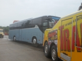 Rakúska vodička narazila do slovenského autobusu