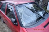Zrážka medzi osobným autom a cyklistkou sa skončila tragicky