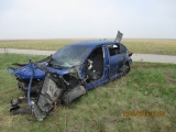 Zrážka cestného motorového vozidla s vlakom na opravovanom železničnom priecestí