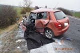 Osobné auto skončilo pod kolesami kamióna 