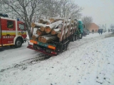 Dopravná nehoda viacerých vozidiel v Nemšovej