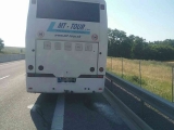 Hasiči zachránili autobus plný detí 