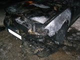 V noci zhorelo v okrese Dunajská Streda osobné motorové vozidlo