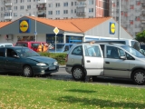Dnešná nehoda v blízkosti Lidla v Seredi