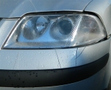 Neznámy páchateľ poškodil auto 